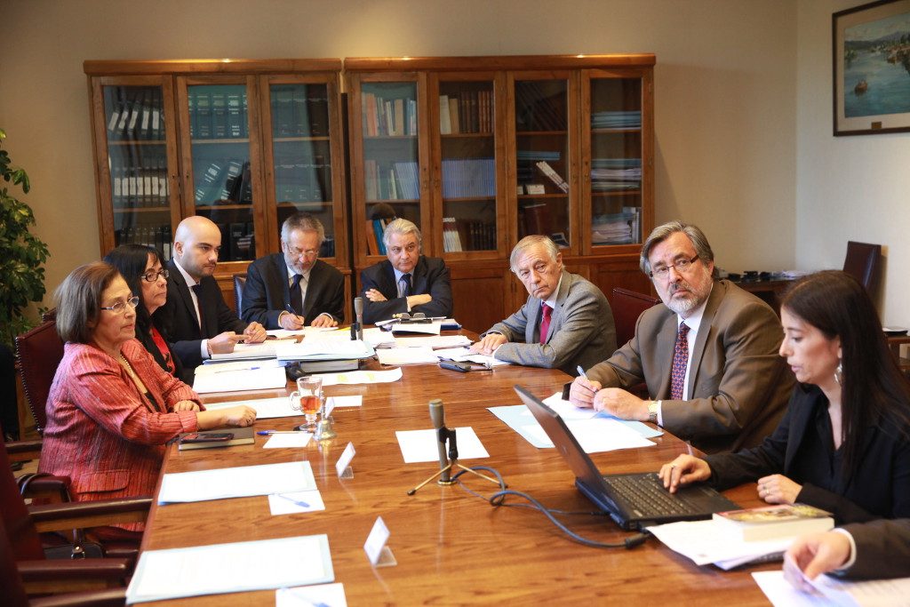 Visión de la Confederación de Canalistas de Chile Frente al Proyectos de Reforma Constitucional Sobre Dominio y Uso de Las Aguas (Artículo 19 Nº23)